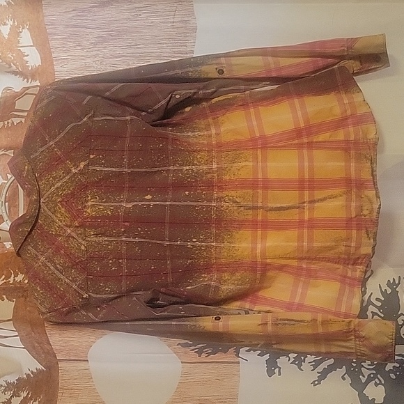 Sonoma Life+Style splattered bleach button down plaid top - Picture 4 of 6